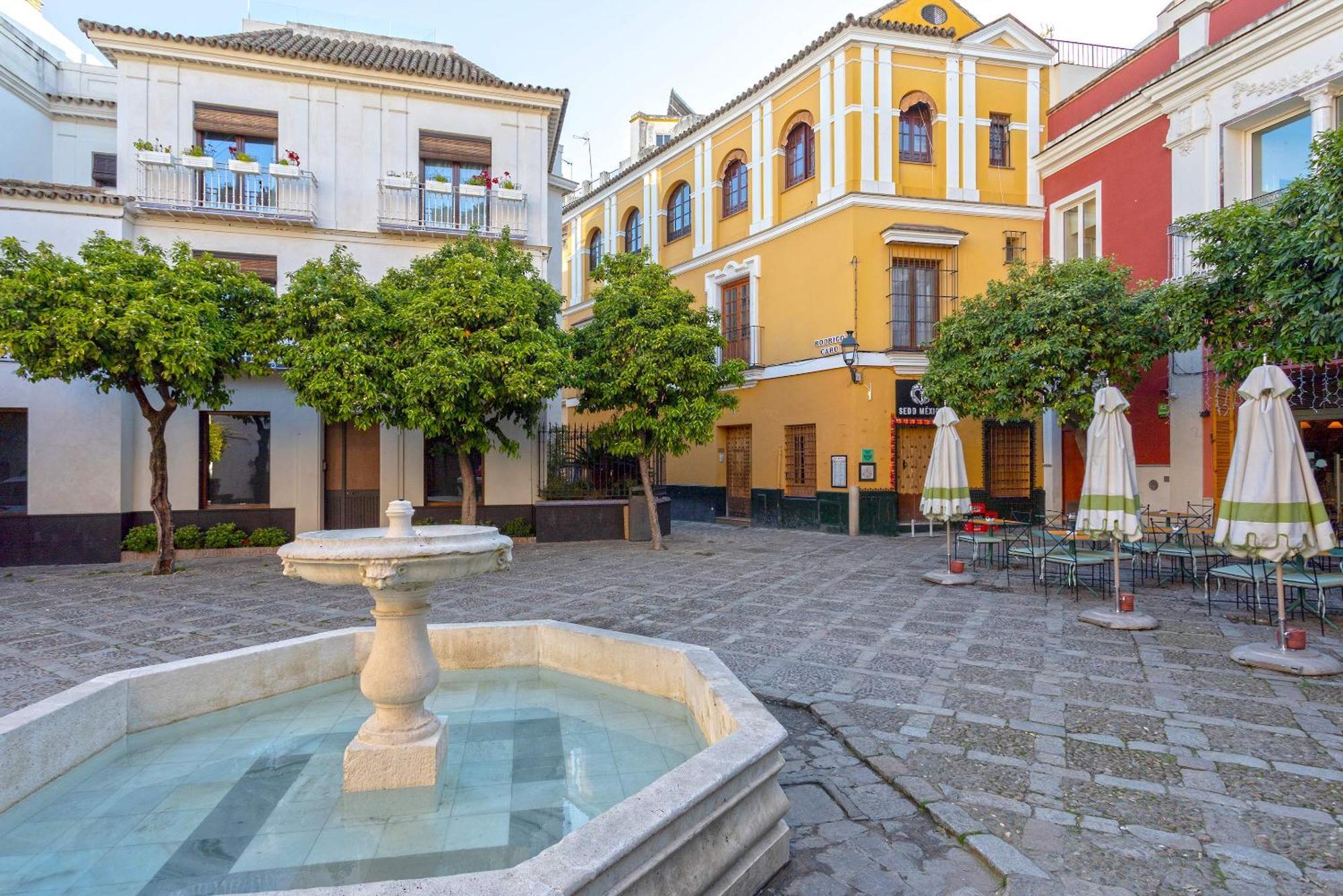 Genteel Home Rodrigo Caro Seville Exterior photo